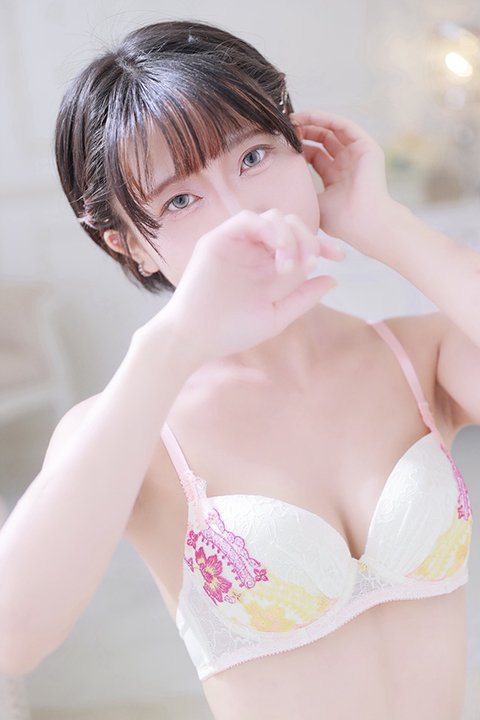 ミカ